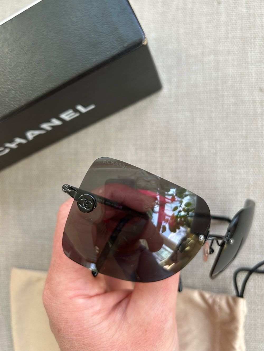 Authentic 90’s VINTAGE CHANEL Rimless Square Sunglasses in Black Gradient - Picture 3 of 15